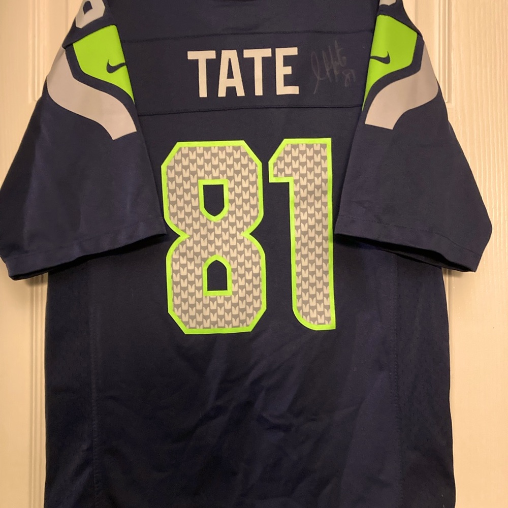 007 Autographed/Signed Seahawks Jersey NFL Golden Tate #81